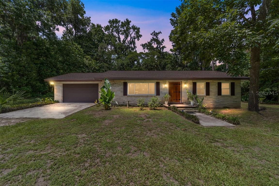 19130 NW 60th Ave., Reddick, FL 32686