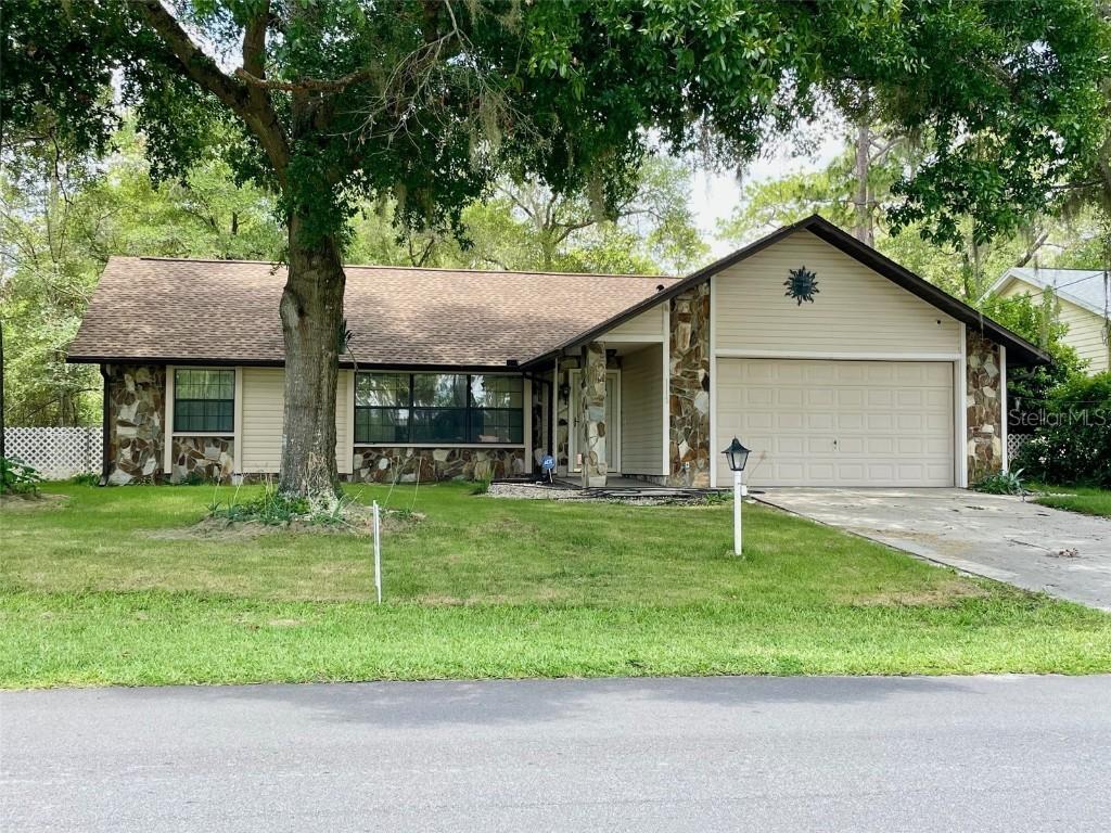 1112 NE 130th Ter., Silver Springs, FL 34488