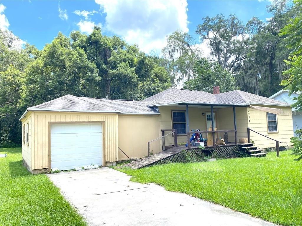 171 NE 2nd St., Williston, FL 32696