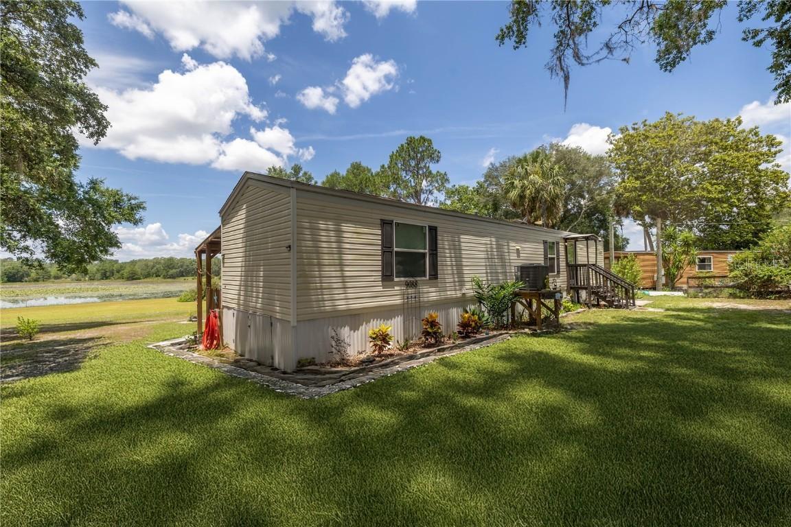 9088 SE 183rd Ave., Ocklawaha, FL 32179