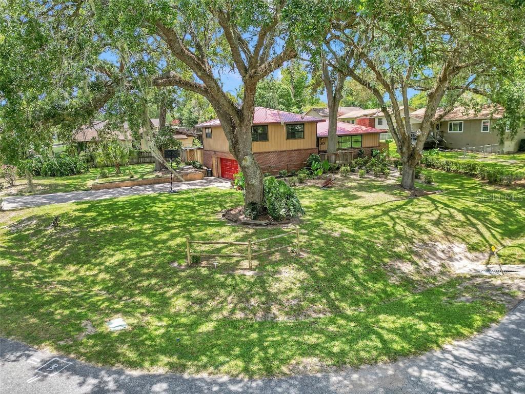 2676 SE 52nd Ave., Ocala, FL 34480