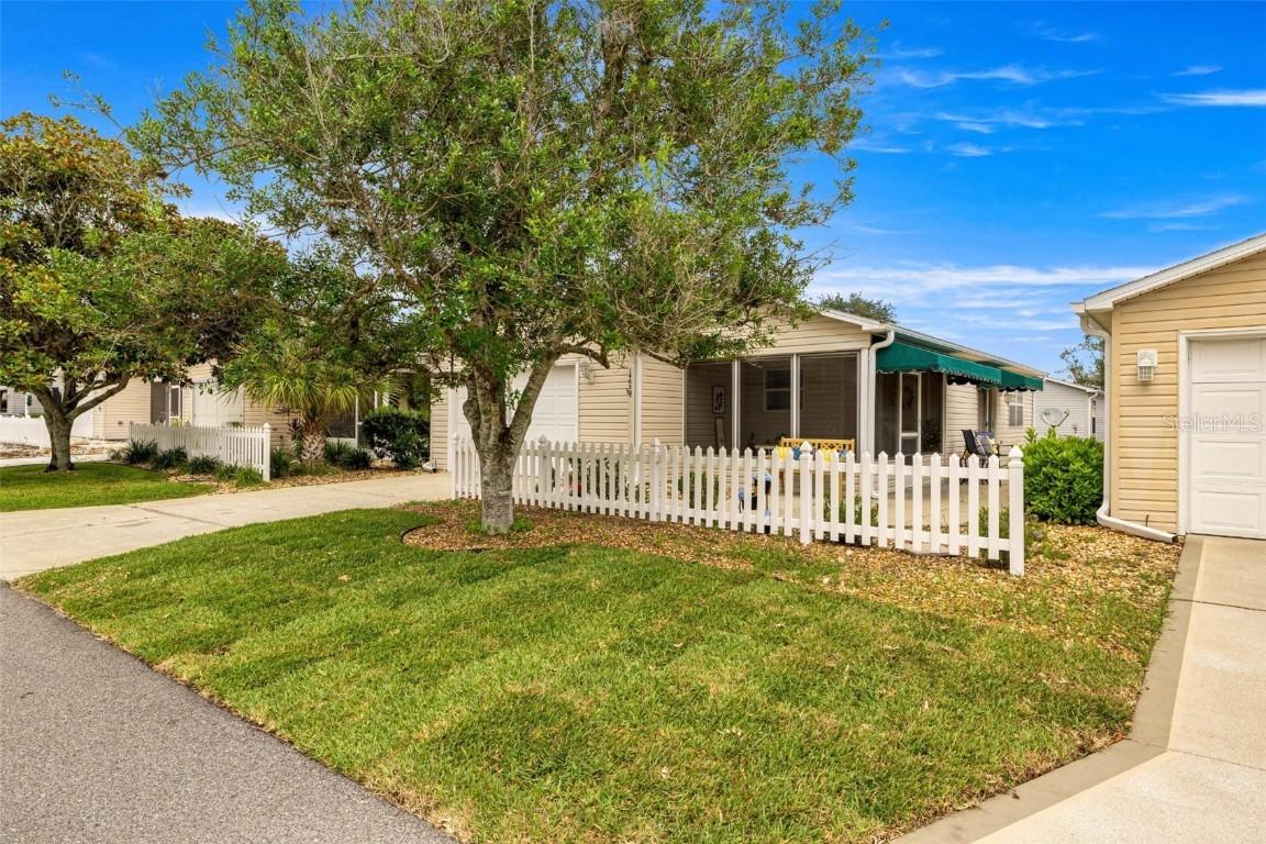 1405 Espinoza Ln., The Villages, FL 32159