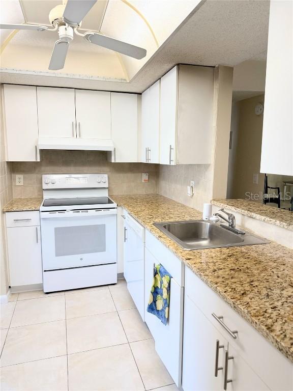 10 Willowbrook Ln. #207, Delray Beach, FL 33446