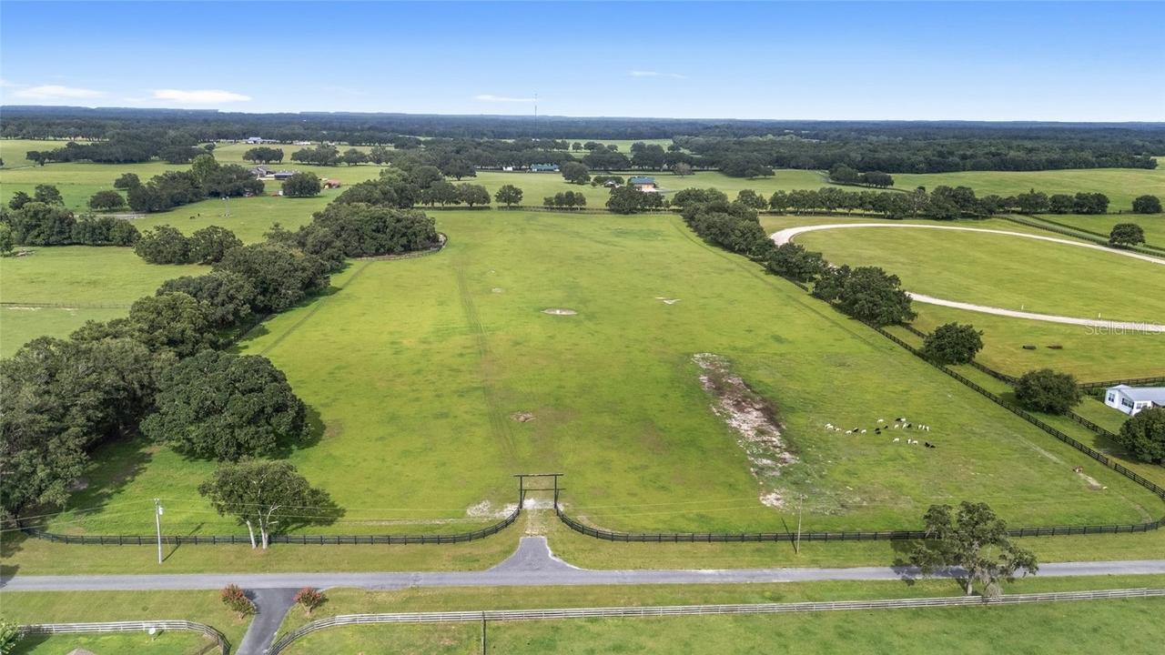 Se 47th Pl, Morriston, FL 32668
