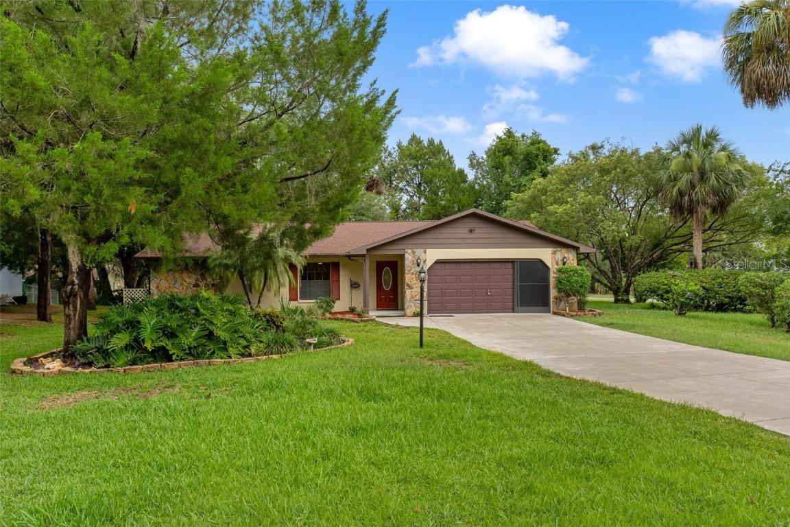 4856 S Driftwood Way, Homosassa, FL 34448