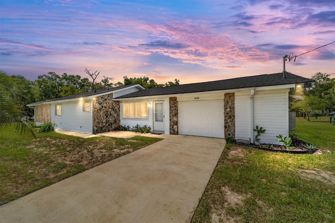 23717 SW Zephyr Hill Ct., Dunnellon, FL 34431