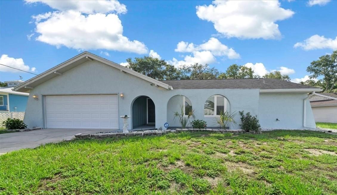 819 N Country Club Dr., Crystal River, FL 34429
