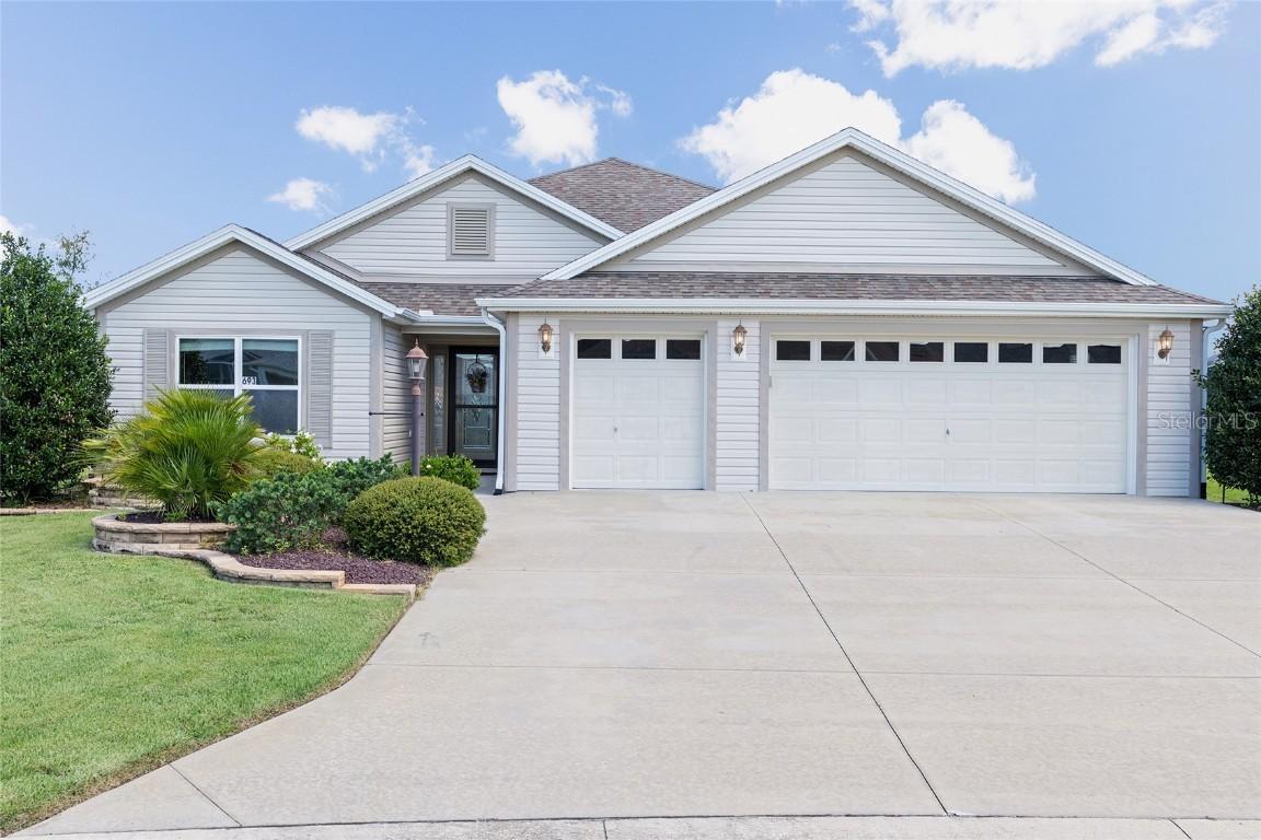 693 Congaree Loop, The Villages, FL 32163