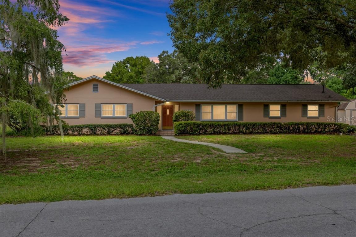 3930 NE 11th St., Ocala, FL 34470