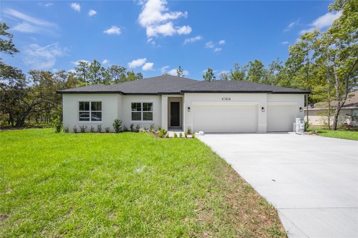 13 Black Willow St., Homosassa, FL 34446