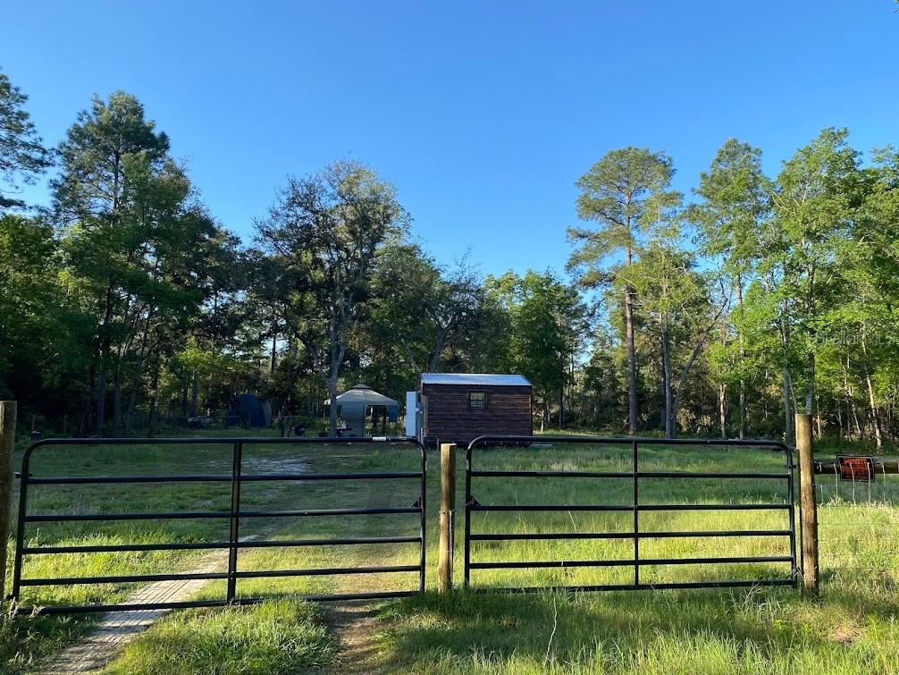 117 Doby Rd., Florahome, FL 32140