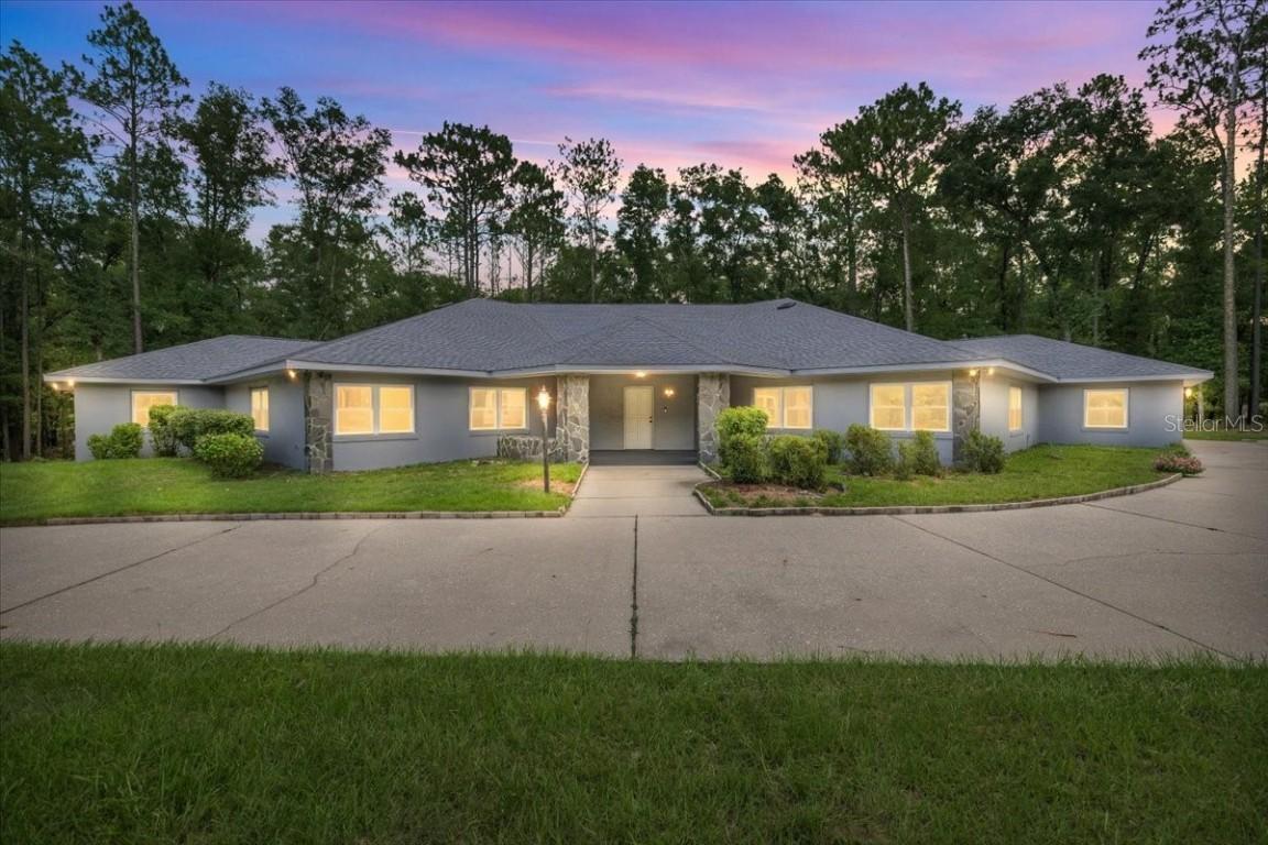 7705 SW 186 Ave., Dunnellon, FL 34432