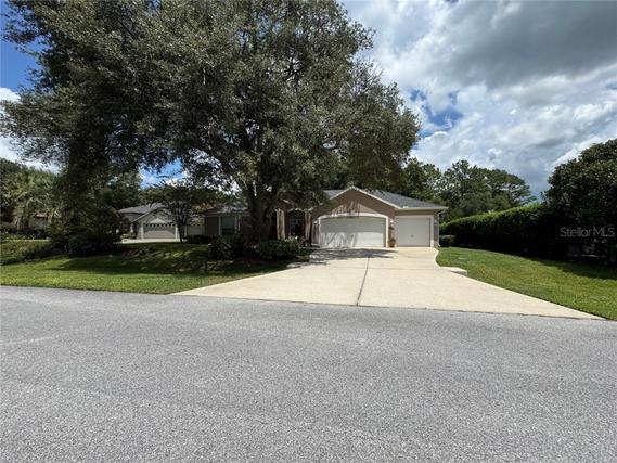 New Homes with In-ground Swimming Pools in Dunnellon: July 27th to August 2nd