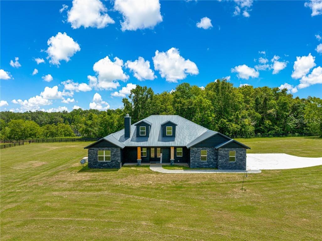 9889 NW 11 Ter., Ocala, FL 34475