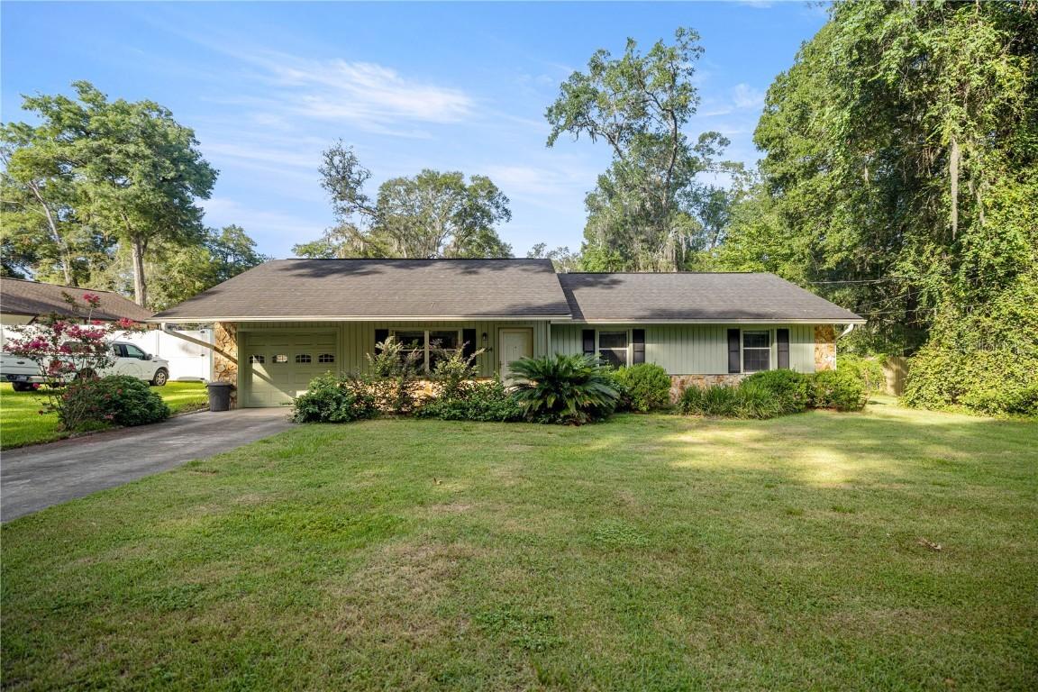 2564 NE 32nd Pl., Ocala, FL 34479