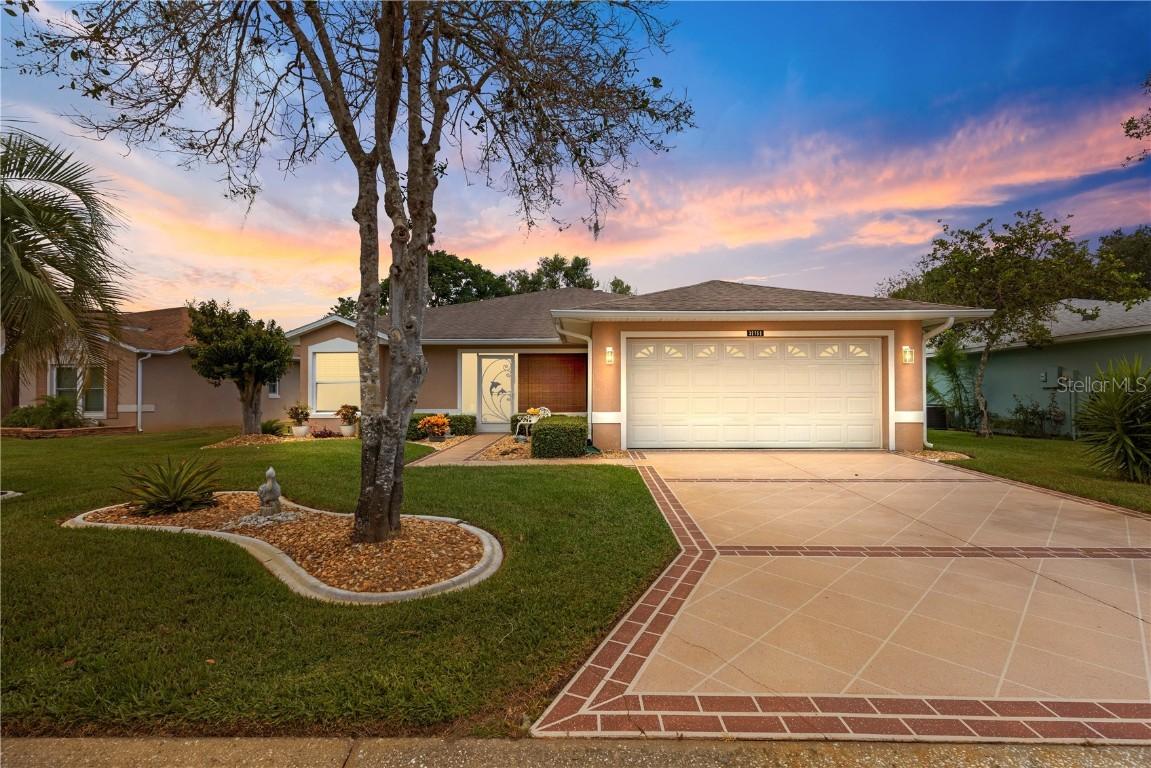 32752 Timberwood Dr., Leesburg, FL 34748