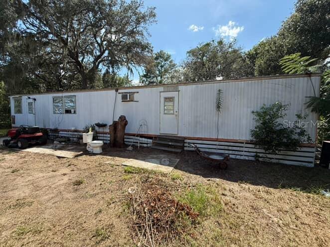 20275 SE 156th Pl., Umatilla, FL 32784