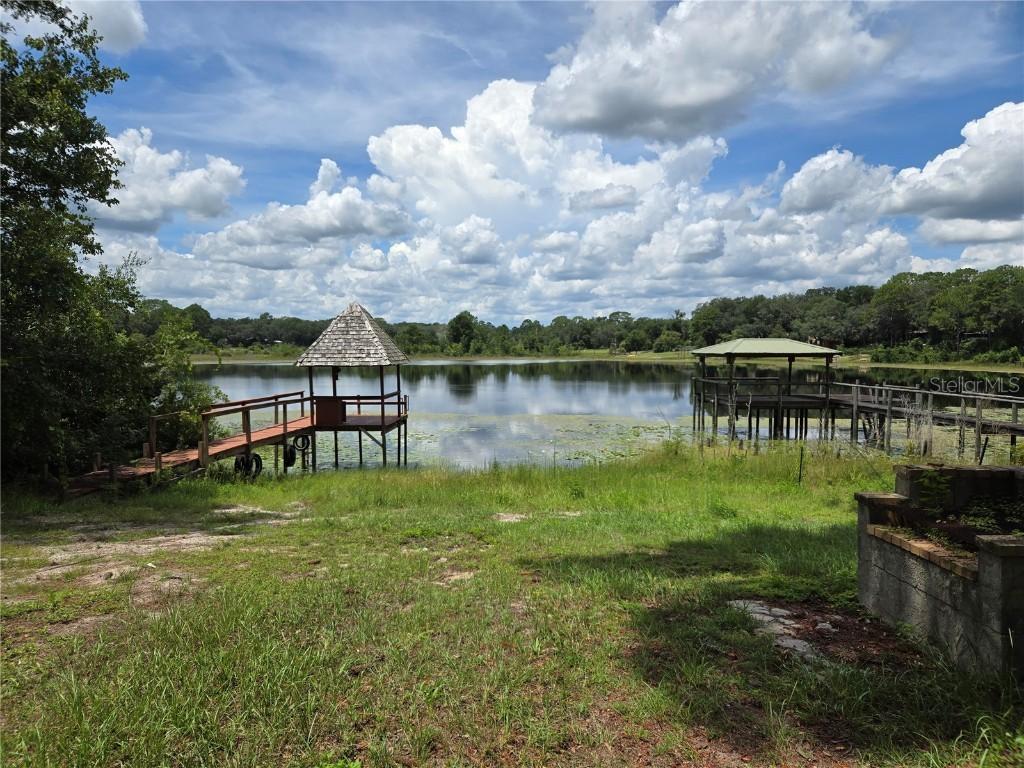 17011 SE 56th St., Ocklawaha, FL 32179