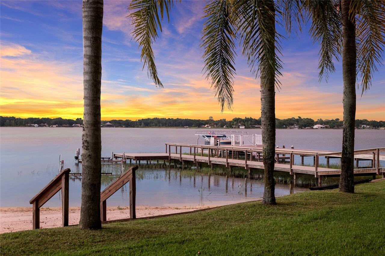 10745 SE Sunset Harbor Rd., Summerfield, FL 34491