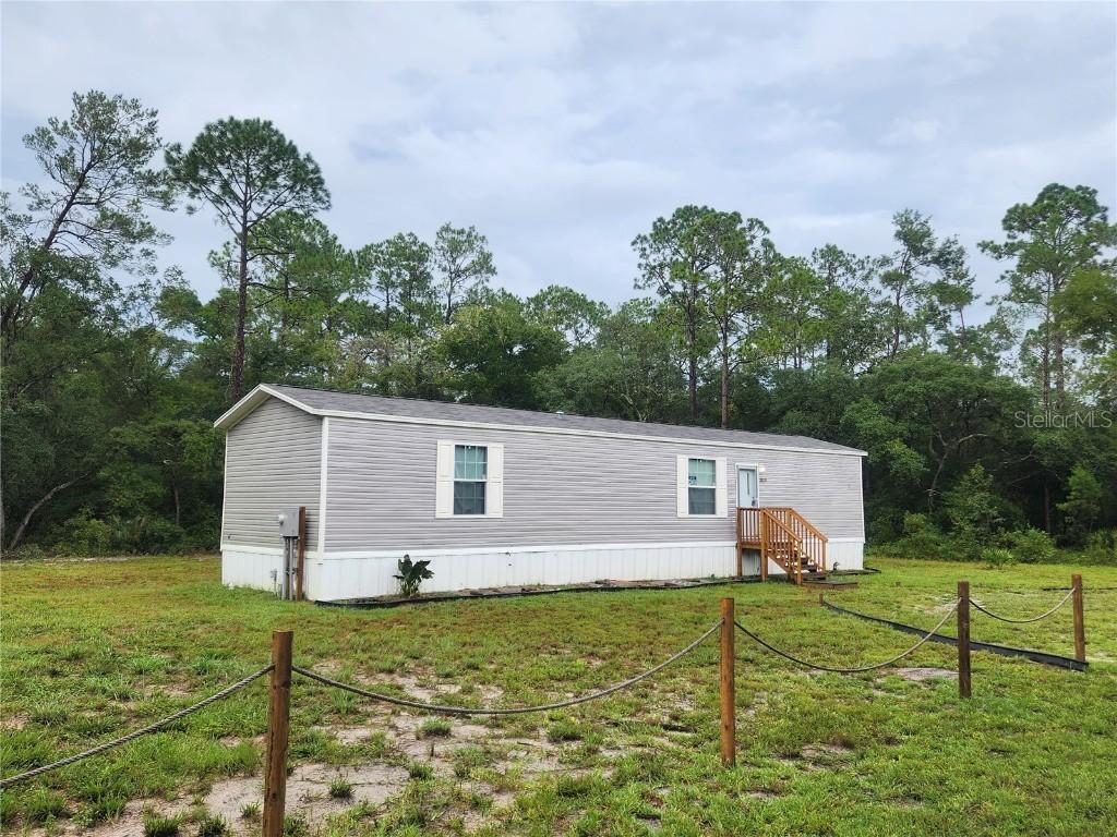 23213 NE 111th Ct., Fort Mc Coy, FL 32134