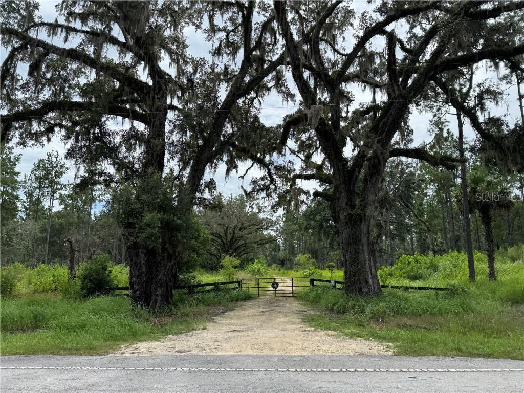 9600 NE 90th Street Rd., Fort Mc Coy, FL 32134