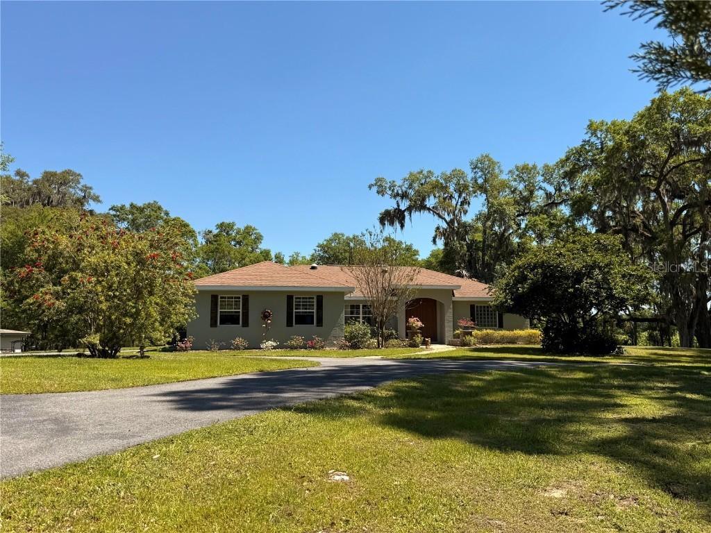 35 Lake Wood Cir., Ocala, FL 34482