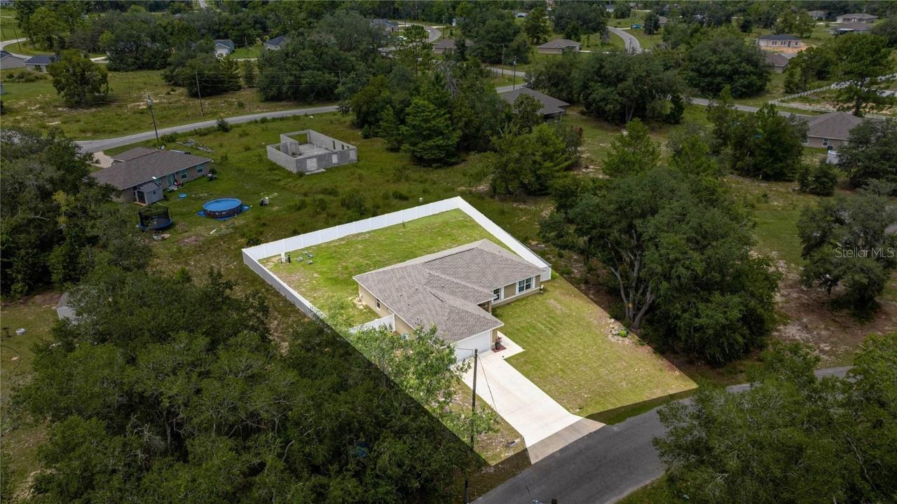 6 Malauka Radial Ln., Ocklawaha, FL 32179