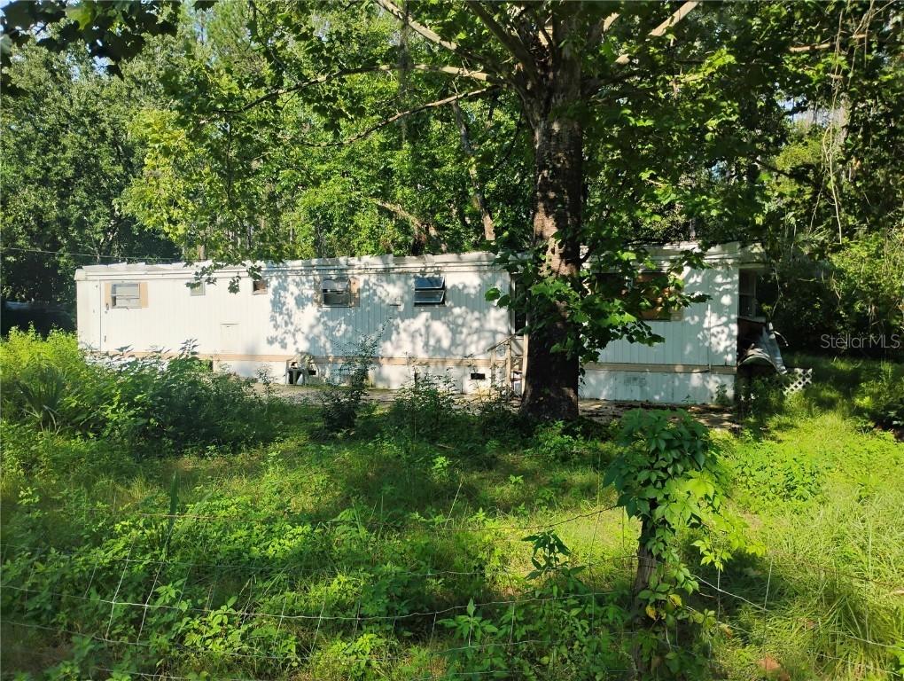 2151 NE 118th Avenue Rd., Silver Springs, FL 34488