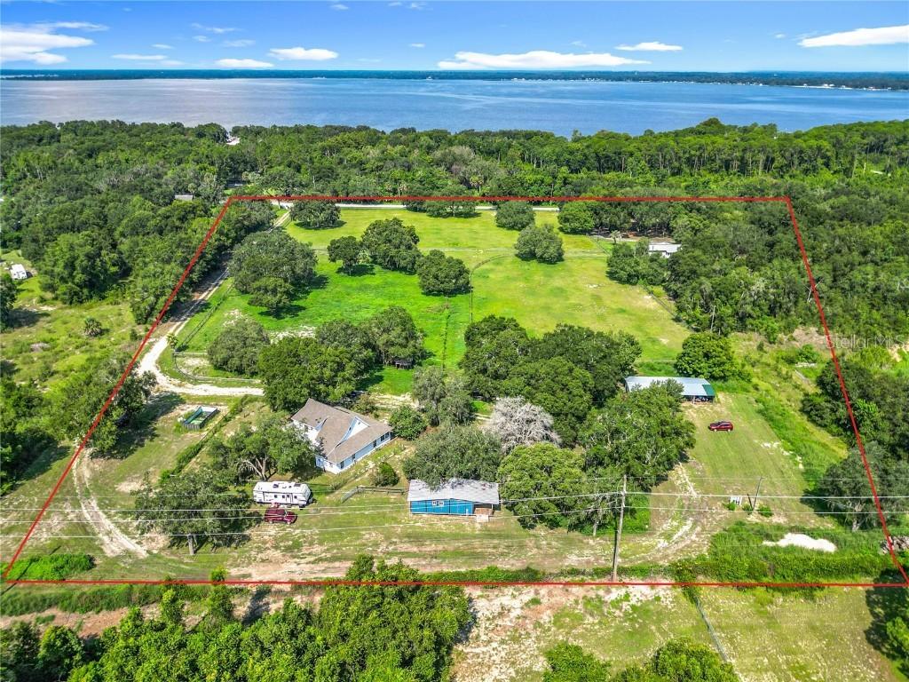 13691 S Hwy 25, Ocklawaha, FL 32133