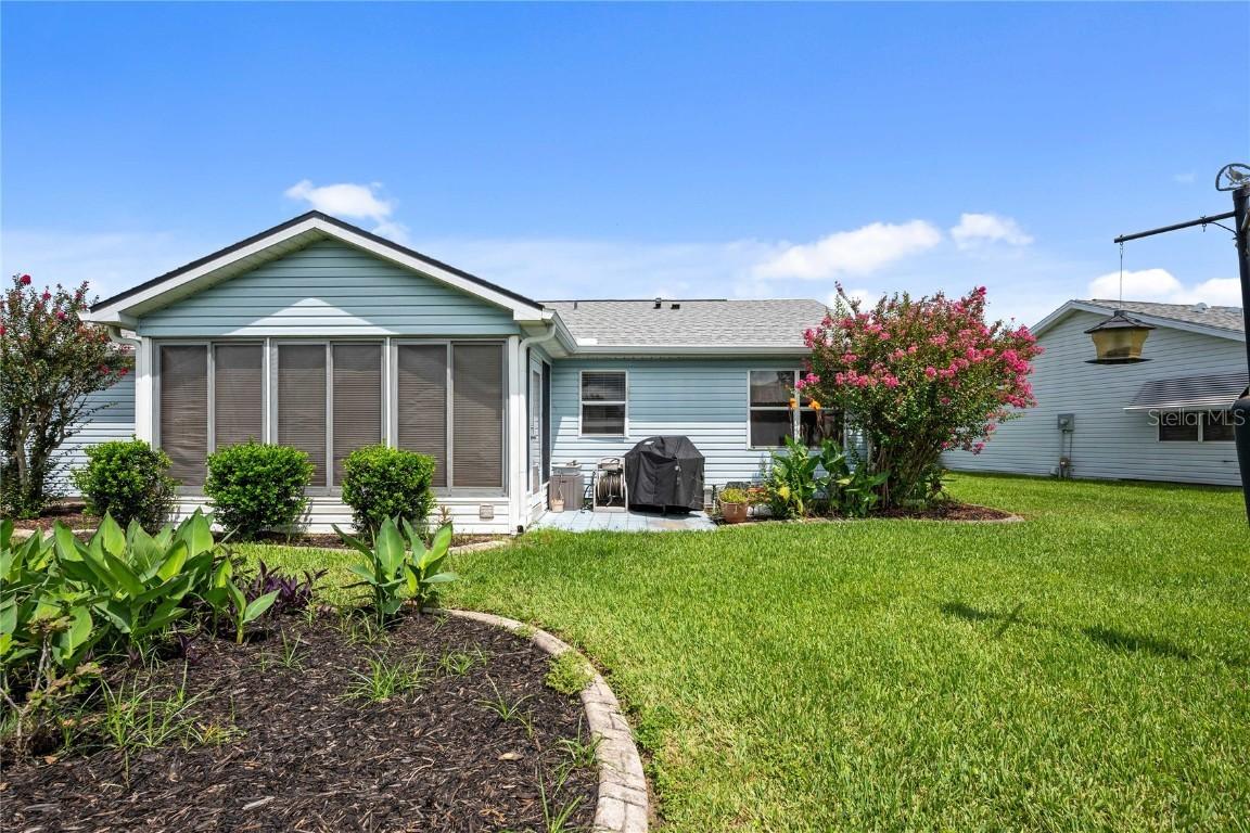 1224 Santos Pl., Lady Lake, FL 32159