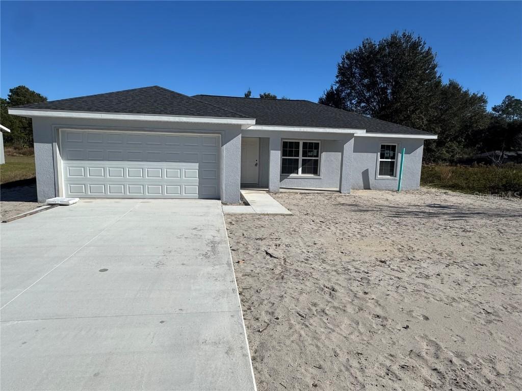 217 Fisher Rd., Ocklawaha, FL 32179