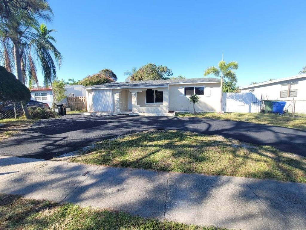 2825 SW 8th St., Fort Lauderdale, FL 33312