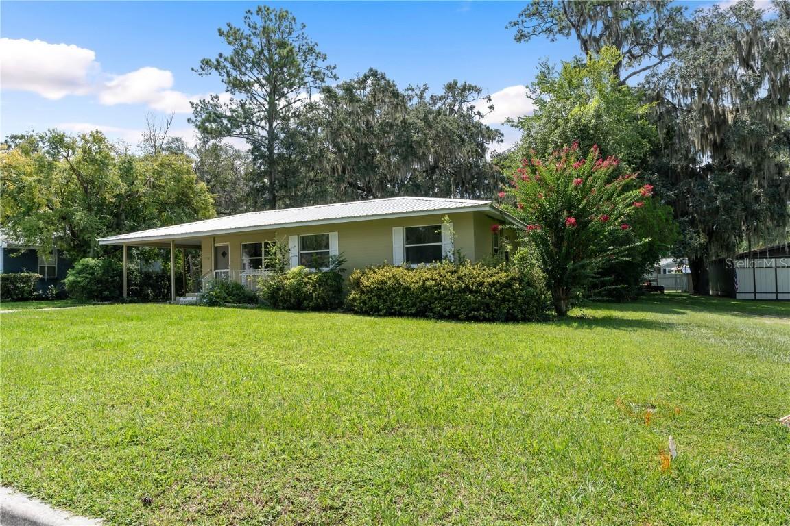 1136 NE 8th St., Ocala, FL 34470