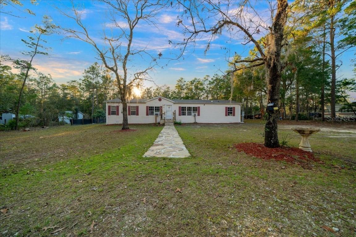 8954 N Vero Ter., Dunnellon, FL 34433