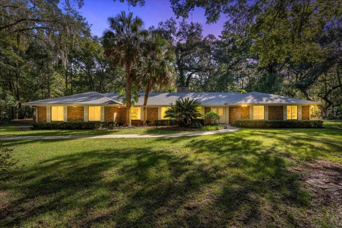 11721 SW 16th St., Micanopy, FL 32667