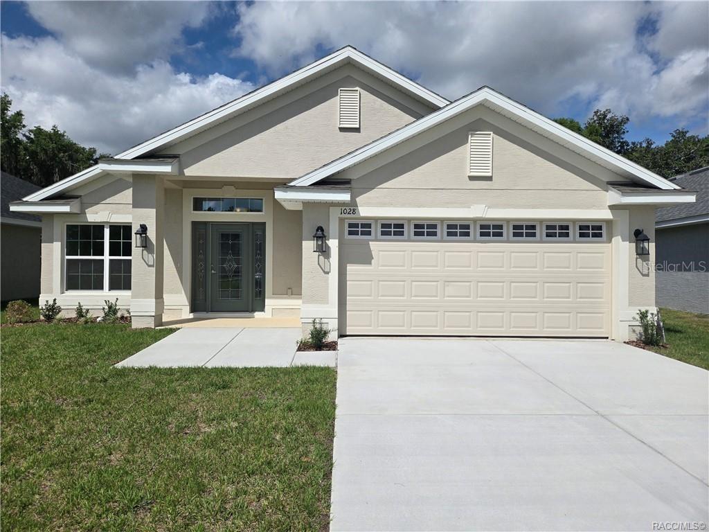 1028 Ibis Cir., Inverness, FL 34453