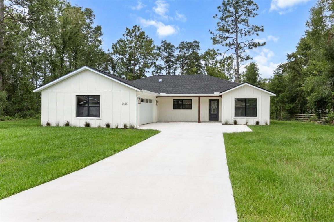 2828 E Celina St., Inverness, FL 34453