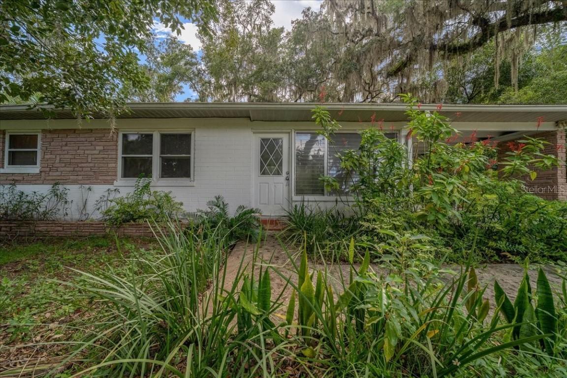 918 NE 10th Ave., Ocala, FL 34470