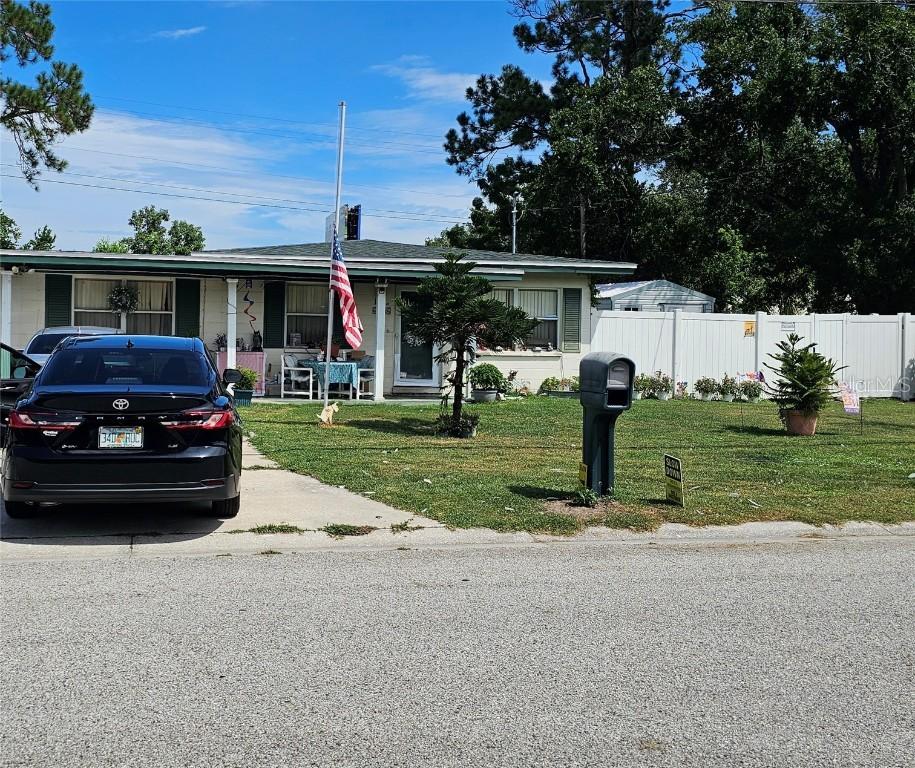 6916 Thrasher Dr., Tampa, FL 33610