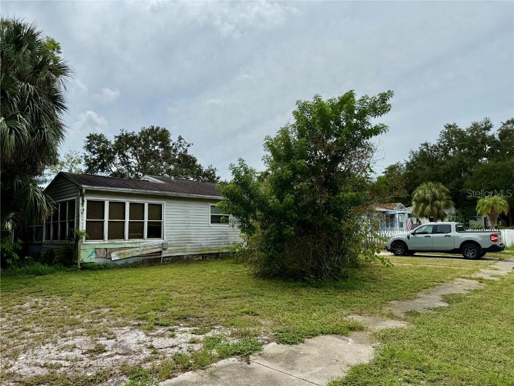 762 60th Ave., St Petersburg, FL 33703