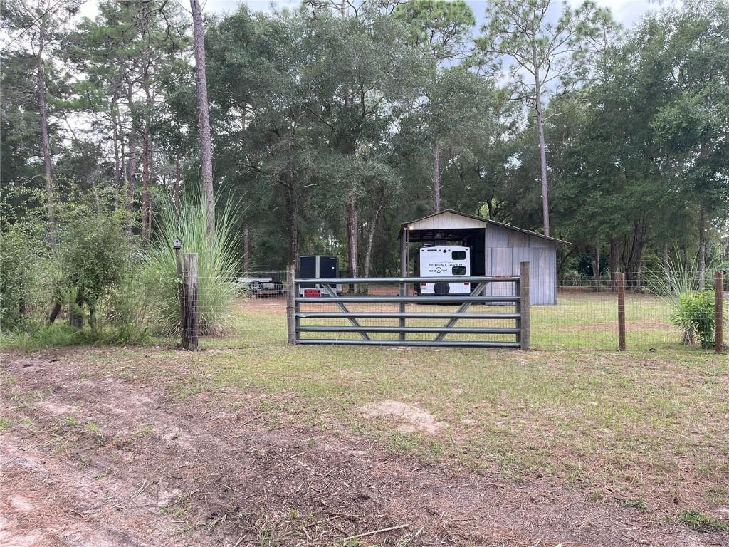 Se 159th Terr, Silver Springs, FL 34488
