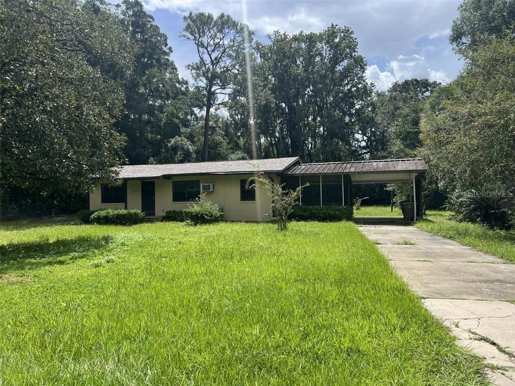 208 NW 26th St., Ocala, FL 34475