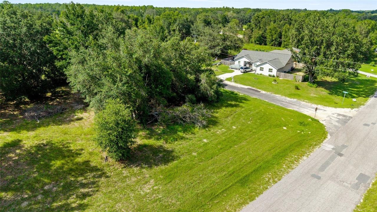 550 E Urbana Pl., Dunnellon, FL 34434