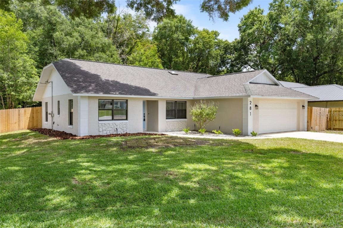 281 E Country Club Dr., Williston, FL 32696