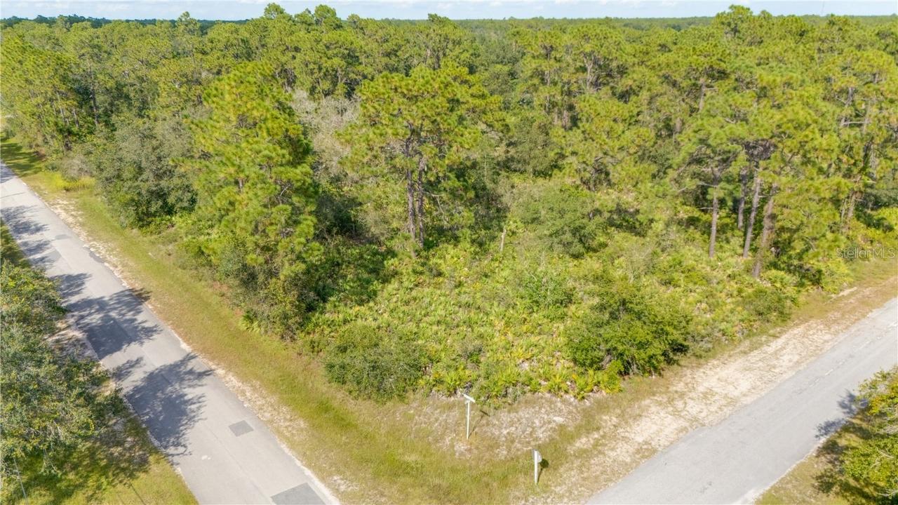 524 Magnolia Dr., Indian Lake Estates, FL 33855