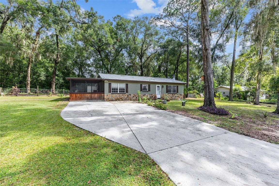 2015 NE 12th Ave., Ocala, FL 34470