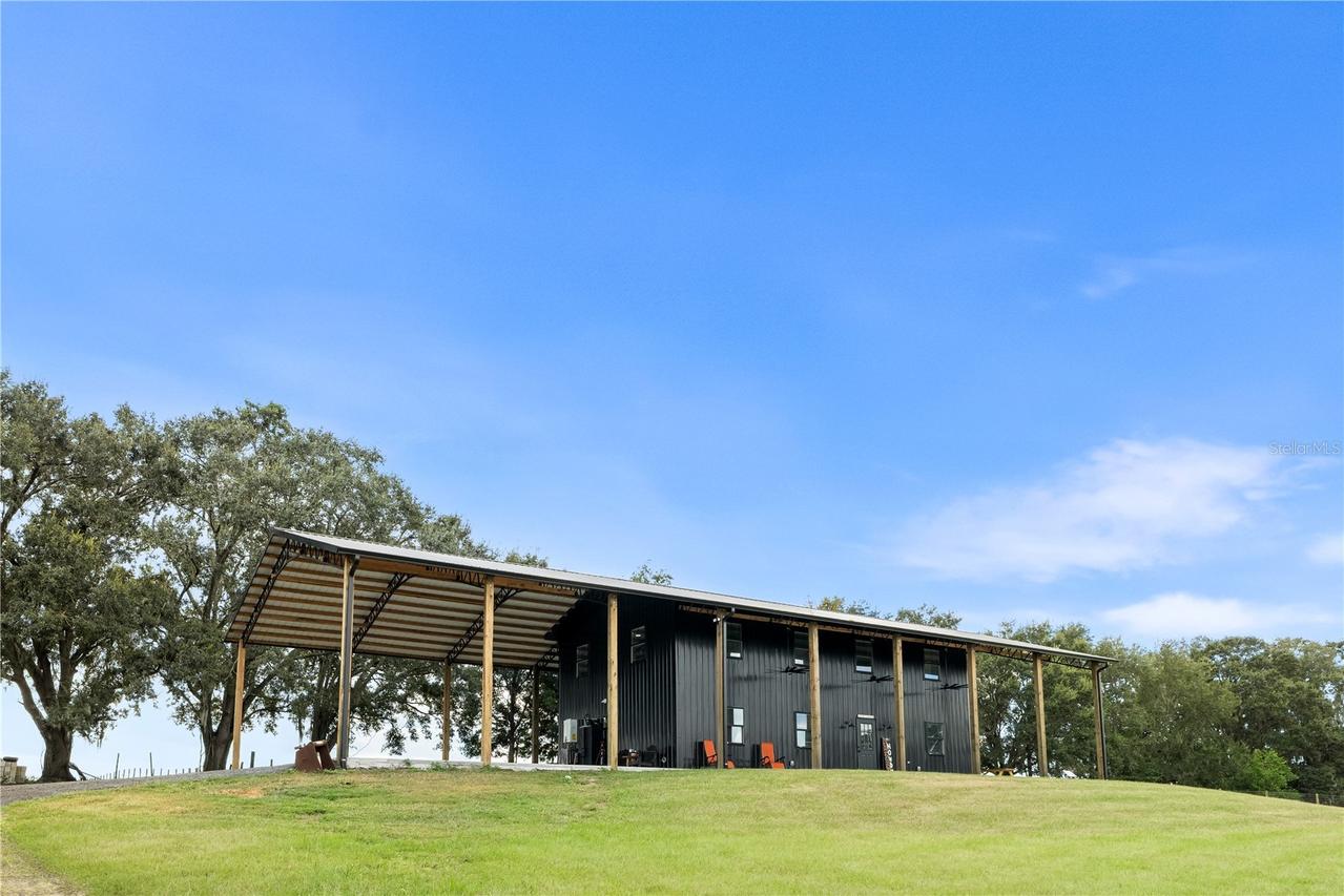 23220 Nw 27th St, Morriston, FL 32668