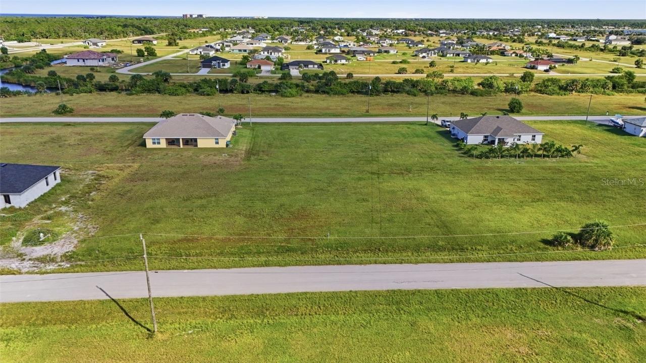 3915 NW 38th Ln., Cape Coral, FL 33993