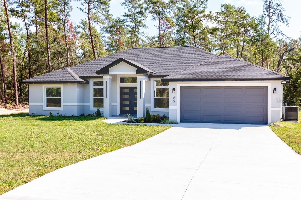 429 Fisher Rd., Ocklawaha, FL 32179