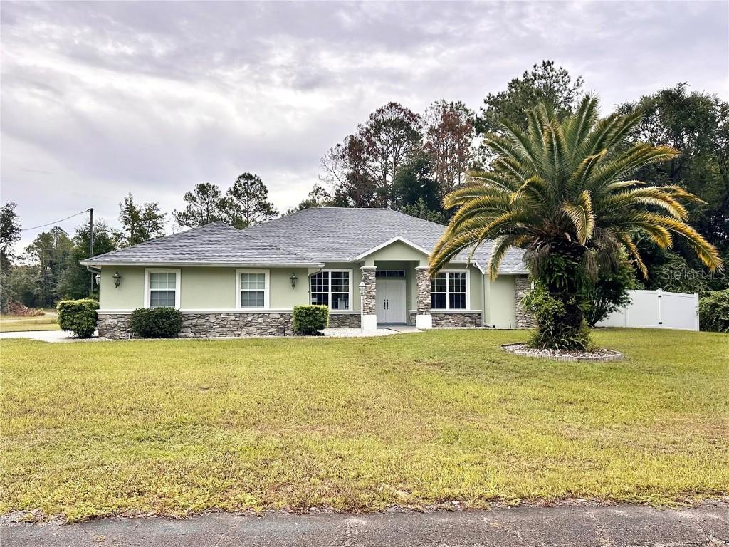 22 E Imree Ln., Dunnellon, FL 34434